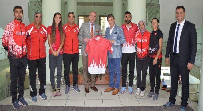Atletizm Milli Takımı'ndan ETSO'ya ziyaret 